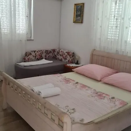 Borna Baška Voda