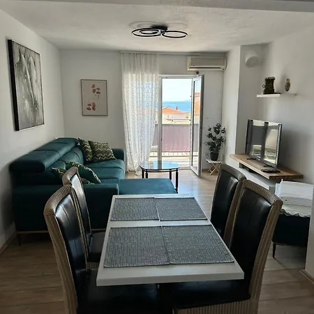 Borna Appartement Baška Voda