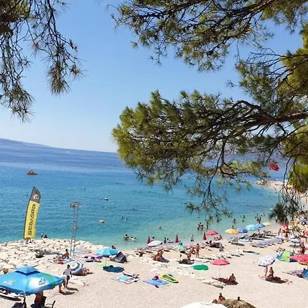 Apartment Borna Baska Voda