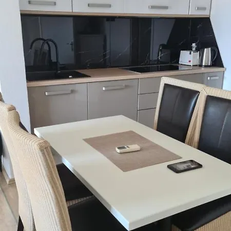 Borna Apartment *