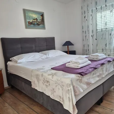 Borna Baška Voda