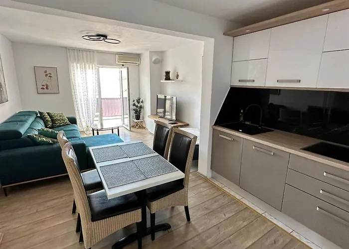 Borna Baška Voda